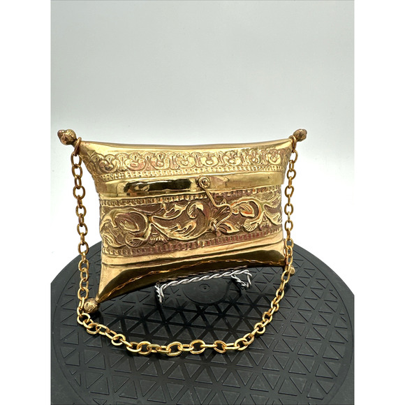 Stunning Vintage Neiman Marcus Brass Gold Pillow Clutch EUC - Picture 1 of 9